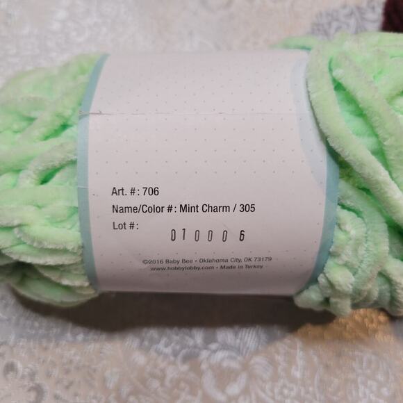 Mixed LOT yarn 6 skeins green gray purple Baby Bee blanket‎ Patons Chunky Tweed - Picture 10 of 10